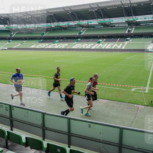 13.09.2026 - 21. swb-Marathon Bremen Michael Burmester http://msf.ph/oto/10488713 13.09.2026 10:33:18 Laufen im Stadion 10018, 10067, 10078, 10166, 10184, 10203, 10211, 10226, 10236, 10240, 10243, 10246, 10249, 10255, 10256, 10297, 10300, 10322, 10355, 10365, 10372, 10374, 10379, 10383, 10394, 10408, 10410, 10423, 10428, 10443, 10486, 10494, 10503, 10517, 10518, 10530, 10540, 10550, 10565, 10578, 10604, 10646, 10668, 10670, 10673, 10675, 10687, 10690, 10691, 10699, 10703, 10707, 10721, 10728, 10745, 10749, 10750, 10771, 10772, 10787, 10788, 10794, 10809, 10857 meine-sportfotos.de