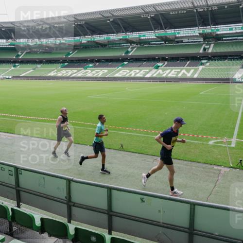 13.09.2026 - 21. swb-Marathon Bremen Michael Burmester http://msf.ph/oto/10488723 13.09.2026 10:33:31 Laufen im Stadion 10018, 10067, 10078, 10166, 10177, 10184, 10203, 10211, 10226, 10236, 10240, 10243, 10246, 10249, 10254, 10256, 10297, 10300, 10322, 10355, 10365, 10372, 10374, 10379, 10383, 10394, 10408, 10410, 10415, 10423, 10428, 10460, 10486, 10494, 10517, 10518, 10530, 10550, 10565, 10578, 10604, 10668, 10670, 10673, 10675, 10687, 10690, 10691, 10699, 10700, 10707, 10721, 10728, 10745, 10749, 10750, 10771, 10772, 10787, 10788, 10794, 10809, 10857, 10867, 11126 meine-sportfotos.de