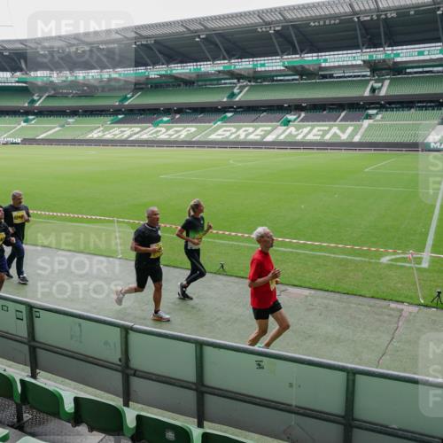 13.09.2026 - 21. swb-Marathon Bremen Michael Burmester http://msf.ph/oto/10488752 13.09.2026 10:34:04 Laufen im Stadion 10018, 10067, 10078, 10147, 10166, 10177, 10184, 10203, 10211, 10236, 10240, 10254, 10297, 10300, 10355, 10356, 10367, 10368, 10369, 10372, 10374, 10379, 10383, 10394, 10408, 10415, 10423, 10428, 10460, 10485, 10494, 10530, 10550, 10559, 10578, 10604, 10639, 10668, 10669, 10673, 10675, 10687, 10691, 10699, 10700, 10728, 10745, 10749, 10750, 10772, 10787, 10788, 10794, 10809, 10828, 10857, 10867, 10914, 10928, 11126, 11162, 11343, 11803, 10146, 10222, 10626 meine-sportfotos.de
