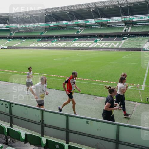 13.09.2026 - 21. swb-Marathon Bremen Michael Burmester http://msf.ph/oto/10488765 13.09.2026 10:34:25 Laufen im Stadion 10018, 10078, 10093, 10144, 10147, 10157, 10166, 10177, 10184, 10185, 10211, 10236, 10240, 10254, 10297, 10355, 10356, 10367, 10368, 10369, 10374, 10383, 10394, 10408, 10415, 10423, 10428, 10460, 10485, 10494, 10528, 10530, 10559, 10578, 10604, 10639, 10668, 10669, 10673, 10677, 10687, 10691, 10699, 10700, 10728, 10745, 10749, 10750, 10772, 10787, 10788, 10794, 10809, 10828, 10857, 10867, 10914, 10928, 11126, 11162, 11343, 11803, 10146, 10222, 10626 meine-sportfotos.de