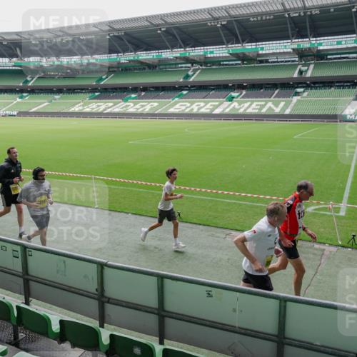 13.09.2026 - 21. swb-Marathon Bremen Michael Burmester http://msf.ph/oto/10488766 13.09.2026 10:34:26 Laufen im Stadion 10018, 10078, 10093, 10144, 10147, 10157, 10166, 10177, 10184, 10185, 10211, 10236, 10240, 10254, 10297, 10355, 10356, 10367, 10368, 10369, 10374, 10383, 10394, 10408, 10415, 10423, 10427, 10428, 10460, 10485, 10494, 10528, 10530, 10559, 10578, 10604, 10639, 10668, 10669, 10673, 10677, 10687, 10691, 10699, 10700, 10728, 10745, 10749, 10750, 10772, 10787, 10788, 10794, 10809, 10828, 10857, 10867, 10914, 10928, 11126, 11162, 11343, 11803, 10146, 10222, 10626 meine-sportfotos.de