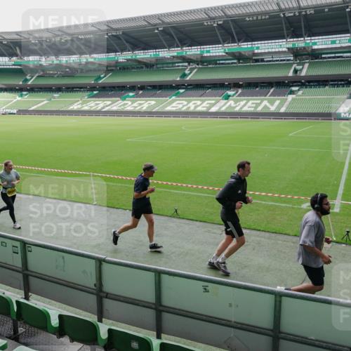13.09.2026 - 21. swb-Marathon Bremen Michael Burmester http://msf.ph/oto/10488769 13.09.2026 10:34:28 Laufen im Stadion 10018, 10078, 10093, 10144, 10147, 10157, 10166, 10177, 10184, 10185, 10211, 10236, 10240, 10254, 10297, 10355, 10356, 10367, 10368, 10369, 10374, 10394, 10408, 10415, 10423, 10427, 10428, 10460, 10485, 10494, 10528, 10530, 10559, 10578, 10604, 10639, 10668, 10669, 10673, 10677, 10687, 10691, 10699, 10700, 10745, 10749, 10750, 10772, 10787, 10788, 10794, 10809, 10828, 10857, 10867, 10914, 10928, 11126, 11162, 11343, 11803, 10146, 10222, 10626 meine-sportfotos.de