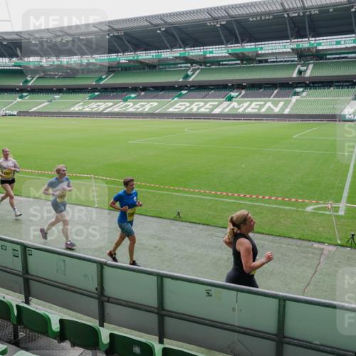 13.09.2026 - 21. swb-Marathon Bremen Michael Burmester http://msf.ph/oto/10488854 13.09.2026 10:36:04 Laufen im Stadion 10092, 10093, 10144, 10152, 10153, 10154, 10157, 10160, 10173, 10175, 10181, 10182, 10185, 10187, 10195, 10198, 10237, 10245, 10251, 10257, 10263, 10272, 10275, 10278, 10291, 10296, 10306, 10309, 10338, 10357, 10367, 10368, 10369, 10377, 10382, 10390, 10403, 10409, 10411, 10420, 10427, 10429, 10439, 10473, 10477, 10481, 10485, 10492, 10497, 10528, 10531, 10559, 10560, 10569, 10607, 10613, 10617, 10633, 10636, 10647, 10648, 10671, 10672, 10677, 10715, 10928 meine-sportfotos.de