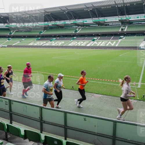 13.09.2026 - 21. swb-Marathon Bremen Michael Burmester http://msf.ph/oto/10488858 13.09.2026 10:36:07 Laufen im Stadion 10092, 10093, 10144, 10152, 10153, 10154, 10157, 10160, 10173, 10175, 10181, 10182, 10185, 10187, 10195, 10198, 10237, 10245, 10251, 10257, 10263, 10272, 10275, 10278, 10291, 10296, 10306, 10309, 10338, 10357, 10377, 10382, 10390, 10403, 10409, 10411, 10420, 10427, 10429, 10439, 10473, 10477, 10481, 10485, 10492, 10497, 10500, 10528, 10531, 10559, 10560, 10569, 10607, 10613, 10617, 10633, 10636, 10647, 10648, 10671, 10672, 10677, 10715, 10928 meine-sportfotos.de