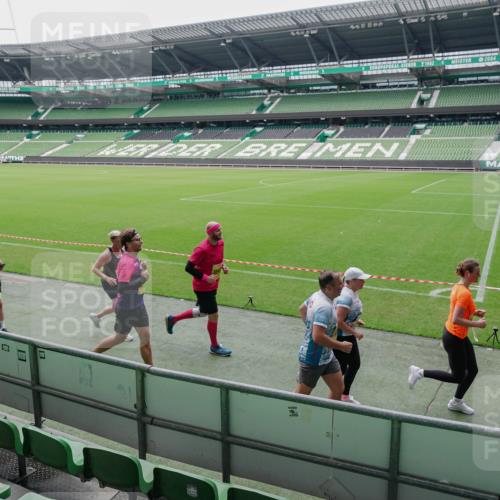 13.09.2026 - 21. swb-Marathon Bremen Michael Burmester http://msf.ph/oto/10488859 13.09.2026 10:36:07 Laufen im Stadion 10092, 10093, 10144, 10152, 10153, 10154, 10157, 10160, 10173, 10175, 10181, 10182, 10185, 10187, 10195, 10198, 10237, 10245, 10251, 10257, 10263, 10272, 10275, 10278, 10291, 10296, 10306, 10309, 10338, 10357, 10377, 10382, 10390, 10403, 10409, 10411, 10420, 10427, 10429, 10439, 10473, 10477, 10481, 10485, 10492, 10497, 10500, 10528, 10531, 10559, 10560, 10569, 10607, 10613, 10617, 10633, 10636, 10647, 10648, 10671, 10672, 10677, 10715, 10928 meine-sportfotos.de