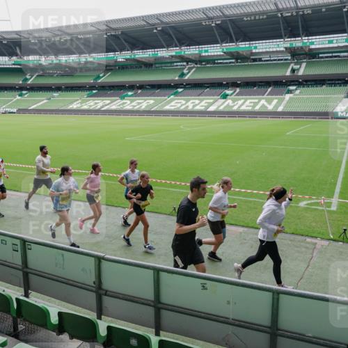 13.09.2026 - 21. swb-Marathon Bremen Michael Burmester http://msf.ph/oto/10488871 13.09.2026 10:36:18 Laufen im Stadion 10092, 10093, 10144, 10152, 10153, 10154, 10157, 10160, 10173, 10175, 10181, 10182, 10185, 10186, 10187, 10195, 10198, 10237, 10245, 10251, 10257, 10263, 10272, 10275, 10278, 10291, 10296, 10306, 10309, 10327, 10331, 10332, 10338, 10357, 10377, 10382, 10390, 10403, 10409, 10411, 10420, 10427, 10429, 10439, 10473, 10477, 10481, 10492, 10497, 10500, 10528, 10531, 10560, 10569, 10607, 10613, 10617, 10633, 10636, 10647, 10648, 10659, 10671, 10672, 10677, 10715 meine-sportfotos.de
