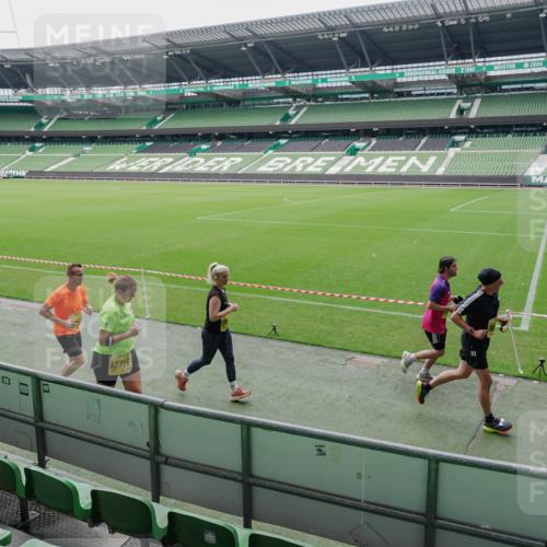 13.09.2026 - 21. swb-Marathon Bremen Michael Burmester http://msf.ph/oto/10488893 13.09.2026 10:36:37 Laufen im Stadion 10092, 10144, 10150, 10152, 10153, 10154, 10160, 10173, 10175, 10181, 10182, 10186, 10187, 10195, 10198, 10237, 10245, 10251, 10257, 10263, 10272, 10275, 10278, 10291, 10296, 10306, 10309, 10315, 10327, 10331, 10332, 10338, 10357, 10377, 10382, 10390, 10403, 10409, 10411, 10420, 10427, 10429, 10439, 10444, 10473, 10477, 10481, 10492, 10497, 10500, 10516, 10531, 10560, 10569, 10607, 10613, 10617, 10633, 10636, 10647, 10648, 10659, 10663, 10671, 10672, 10715 meine-sportfotos.de