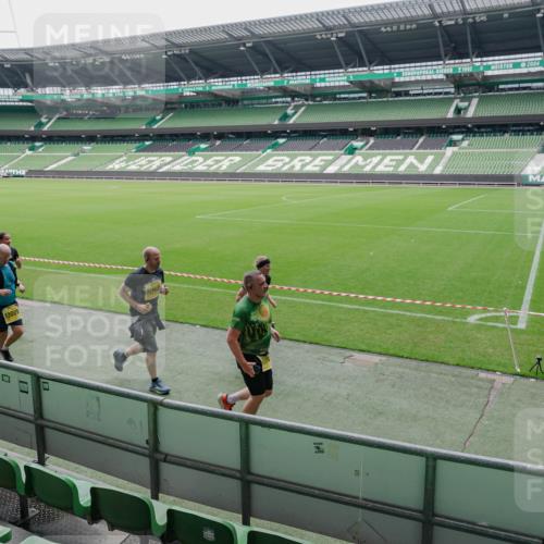 13.09.2026 - 21. swb-Marathon Bremen Michael Burmester http://msf.ph/oto/10488896 13.09.2026 10:36:40 Laufen im Stadion 10092, 10150, 10152, 10153, 10154, 10160, 10173, 10175, 10181, 10182, 10186, 10187, 10195, 10198, 10237, 10245, 10251, 10257, 10263, 10272, 10275, 10278, 10291, 10296, 10306, 10309, 10315, 10327, 10331, 10332, 10338, 10357, 10377, 10382, 10390, 10403, 10409, 10411, 10420, 10429, 10439, 10444, 10473, 10477, 10481, 10492, 10497, 10500, 10516, 10531, 10560, 10569, 10607, 10613, 10617, 10633, 10636, 10647, 10648, 10659, 10663, 10671, 10672, 10674, 10715 meine-sportfotos.de