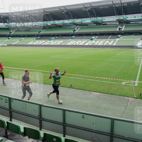 13.09.2026 - 21. swb-Marathon Bremen Michael Burmester http://msf.ph/oto/10488915 13.09.2026 10:37:02 Laufen im Stadion 10090, 10091, 10092, 10150, 10152, 10153, 10154, 10160, 10182, 10186, 10187, 10195, 10198, 10237, 10251, 10257, 10263, 10272, 10273, 10274, 10275, 10278, 10283, 10291, 10296, 10306, 10315, 10323, 10327, 10331, 10332, 10338, 10357, 10382, 10390, 10403, 10409, 10411, 10420, 10429, 10439, 10444, 10473, 10477, 10481, 10488, 10497, 10500, 10516, 10531, 10560, 10569, 10598, 10607, 10613, 10617, 10633, 10647, 10648, 10659, 10663, 10671, 10672, 10674 meine-sportfotos.de