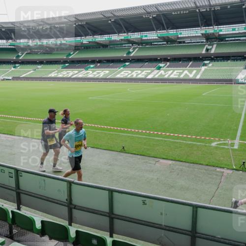 13.09.2026 - 21. swb-Marathon Bremen Michael Burmester http://msf.ph/oto/10488931 13.09.2026 10:37:26 Laufen im Stadion 10090, 10091, 10092, 10150, 10153, 10154, 10160, 10186, 10187, 10190, 10198, 10205, 10237, 10251, 10257, 10263, 10272, 10273, 10274, 10275, 10278, 10283, 10291, 10296, 10305, 10315, 10323, 10327, 10331, 10332, 10338, 10370, 10375, 10376, 10382, 10390, 10403, 10411, 10420, 10429, 10432, 10439, 10444, 10465, 10481, 10488, 10497, 10500, 10516, 10531, 10560, 10569, 10598, 10607, 10613, 10633, 10647, 10648, 10654, 10659, 10663, 10674, 10823 meine-sportfotos.de