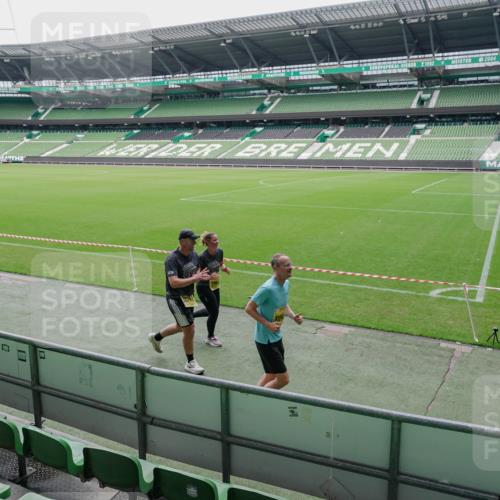 13.09.2026 - 21. swb-Marathon Bremen Michael Burmester http://msf.ph/oto/10488932 13.09.2026 10:37:27 Laufen im Stadion 10090, 10091, 10092, 10150, 10153, 10154, 10160, 10186, 10187, 10190, 10198, 10205, 10237, 10251, 10257, 10263, 10272, 10273, 10274, 10275, 10278, 10283, 10291, 10296, 10305, 10315, 10323, 10327, 10331, 10332, 10338, 10370, 10375, 10376, 10382, 10390, 10403, 10411, 10420, 10429, 10432, 10439, 10444, 10465, 10481, 10488, 10497, 10500, 10516, 10531, 10560, 10569, 10598, 10607, 10613, 10633, 10647, 10648, 10654, 10659, 10663, 10674, 10823 meine-sportfotos.de