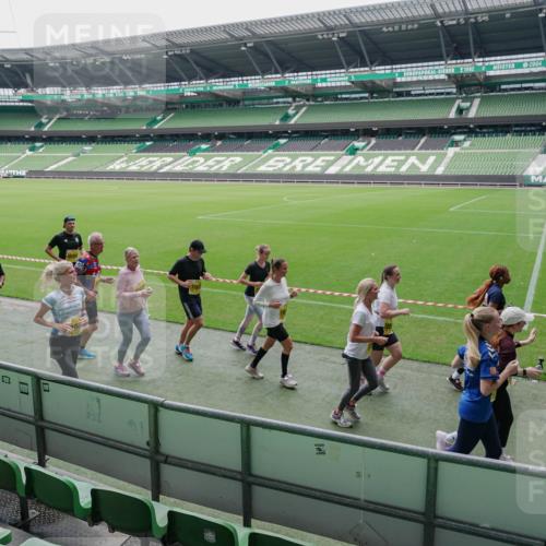 13.09.2026 - 21. swb-Marathon Bremen Michael Burmester http://msf.ph/oto/10488946 13.09.2026 10:37:43 Laufen im Stadion 10090, 10091, 10092, 10150, 10153, 10154, 10160, 10168, 10186, 10190, 10198, 10205, 10237, 10251, 10257, 10273, 10274, 10278, 10283, 10296, 10305, 10315, 10323, 10327, 10331, 10332, 10338, 10370, 10375, 10376, 10390, 10403, 10411, 10429, 10432, 10444, 10465, 10488, 10497, 10500, 10516, 10531, 10569, 10598, 10607, 10613, 10633, 10645, 10647, 10648, 10654, 10659, 10661, 10663, 10674, 10681, 10682, 10695, 10697, 10802, 10823 meine-sportfotos.de