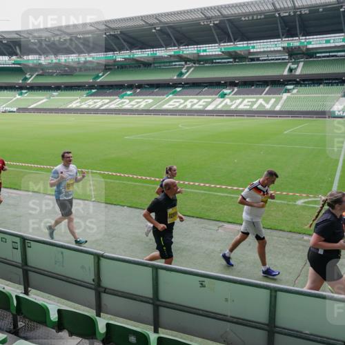 13.09.2026 - 21. swb-Marathon Bremen Michael Burmester http://msf.ph/oto/10488970 13.09.2026 10:38:05 Laufen im Stadion 10090, 10091, 10092, 10150, 10153, 10154, 10168, 10186, 10188, 10190, 10198, 10205, 10237, 10257, 10259, 10260, 10273, 10274, 10283, 10296, 10305, 10315, 10323, 10327, 10331, 10332, 10370, 10375, 10376, 10432, 10444, 10465, 10488, 10497, 10500, 10516, 10526, 10598, 10613, 10633, 10645, 10647, 10648, 10654, 10659, 10661, 10663, 10674, 10681, 10682, 10695, 10697, 10802, 10823 meine-sportfotos.de