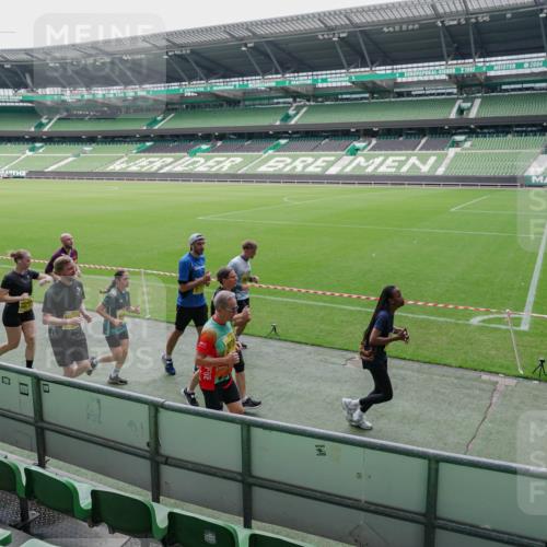 13.09.2026 - 21. swb-Marathon Bremen Michael Burmester http://msf.ph/oto/10489005 13.09.2026 10:38:41 Laufen im Stadion 10090, 10091, 10135, 10138, 10139, 10150, 10168, 10188, 10190, 10204, 10205, 10217, 10229, 10238, 10259, 10260, 10273, 10274, 10283, 10305, 10314, 10315, 10323, 10360, 10363, 10364, 10370, 10375, 10376, 10378, 10404, 10432, 10457, 10465, 10469, 10488, 10505, 10510, 10511, 10526, 10595, 10598, 10609, 10619, 10630, 10645, 10654, 10661, 10662, 10664, 10674, 10681, 10682, 10686, 10695, 10697, 10802, 10823 meine-sportfotos.de