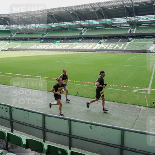 13.09.2026 - 21. swb-Marathon Bremen Michael Burmester http://msf.ph/oto/10489079 13.09.2026 10:40:07 Laufen im Stadion 10135, 10138, 10139, 10156, 10169, 10204, 10213, 10217, 10229, 10234, 10238, 10279, 10280, 10299, 10314, 10321, 10354, 10360, 10363, 10364, 10378, 10386, 10404, 10406, 10417, 10424, 10435, 10455, 10457, 10469, 10484, 10493, 10501, 10505, 10510, 10511, 10545, 10556, 10570, 10576, 10580, 10582, 10595, 10599, 10609, 10611, 10616, 10619, 10630, 10653, 10660, 10662, 10664, 10686, 10694, 10696, 10712, 10737, 10743, 10751 meine-sportfotos.de