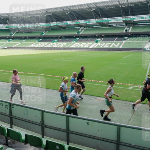 13.09.2026 - 21. swb-Marathon Bremen Michael Burmester http://msf.ph/oto/10489106 13.09.2026 10:40:32 Laufen im Stadion 10135, 10138, 10139, 10155, 10156, 10163, 10169, 10213, 10217, 10229, 10234, 10247, 10279, 10280, 10299, 10313, 10314, 10321, 10354, 10378, 10386, 10399, 10406, 10414, 10417, 10419, 10424, 10435, 10455, 10483, 10484, 10493, 10501, 10505, 10510, 10511, 10527, 10545, 10556, 10570, 10576, 10580, 10582, 10586, 10599, 10609, 10611, 10616, 10619, 10644, 10653, 10660, 10662, 10664, 10694, 10696, 10706, 10712, 10737, 10743, 10751, 10766, 10768, 10804, 11043 meine-sportfotos.de