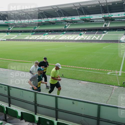 13.09.2026 - 21. swb-Marathon Bremen Michael Burmester http://msf.ph/oto/10489122 13.09.2026 10:40:55 Laufen im Stadion 10155, 10156, 10163, 10169, 10213, 10234, 10247, 10279, 10280, 10299, 10313, 10321, 10354, 10386, 10399, 10406, 10414, 10417, 10419, 10424, 10435, 10455, 10483, 10484, 10493, 10501, 10527, 10545, 10547, 10556, 10570, 10576, 10580, 10582, 10586, 10599, 10611, 10616, 10644, 10653, 10660, 10694, 10696, 10705, 10706, 10712, 10719, 10722, 10737, 10743, 10751, 10766, 10768, 10776, 10804, 10859, 10889, 11043, 11239 meine-sportfotos.de