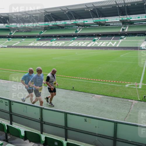 13.09.2026 - 21. swb-Marathon Bremen Michael Burmester http://msf.ph/oto/10489144 13.09.2026 10:41:20 Laufen im Stadion 10155, 10156, 10163, 10169, 10213, 10247, 10299, 10313, 10321, 10354, 10386, 10399, 10406, 10414, 10417, 10419, 10422, 10424, 10435, 10455, 10461, 10462, 10483, 10519, 10527, 10545, 10546, 10547, 10570, 10582, 10586, 10599, 10611, 10644, 10653, 10694, 10696, 10705, 10706, 10719, 10722, 10751, 10766, 10768, 10776, 10804, 10859, 10889, 10909, 10963, 10977, 11043, 11239 meine-sportfotos.de