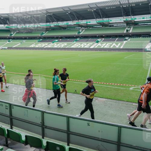13.09.2026 - 21. swb-Marathon Bremen Michael Burmester http://msf.ph/oto/10489154 13.09.2026 10:41:28 Laufen im Stadion 10155, 10156, 10163, 10169, 10213, 10247, 10299, 10313, 10321, 10354, 10396, 10399, 10406, 10414, 10417, 10419, 10422, 10424, 10435, 10455, 10461, 10462, 10483, 10519, 10527, 10545, 10546, 10547, 10570, 10582, 10586, 10611, 10644, 10653, 10694, 10696, 10705, 10706, 10719, 10722, 10751, 10766, 10768, 10776, 10804, 10859, 10889, 10909, 10963, 10977, 11043, 11084, 11085, 11239 meine-sportfotos.de