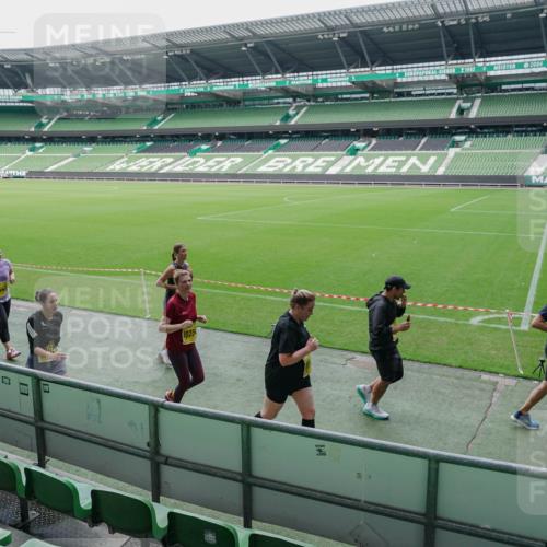 13.09.2026 - 21. swb-Marathon Bremen Michael Burmester http://msf.ph/oto/10489177 13.09.2026 10:41:54 Laufen im Stadion 10148, 10155, 10163, 10247, 10303, 10313, 10330, 10354, 10395, 10396, 10399, 10414, 10419, 10422, 10424, 10455, 10461, 10462, 10483, 10490, 10519, 10527, 10545, 10546, 10547, 10582, 10586, 10611, 10644, 10665, 10694, 10705, 10706, 10719, 10722, 10752, 10766, 10768, 10776, 10804, 10854, 10859, 10889, 10909, 10963, 10977, 11026, 11027, 11041, 11043, 11078, 11084, 11085, 11090, 11097, 11098, 11140, 11192, 11239 meine-sportfotos.de