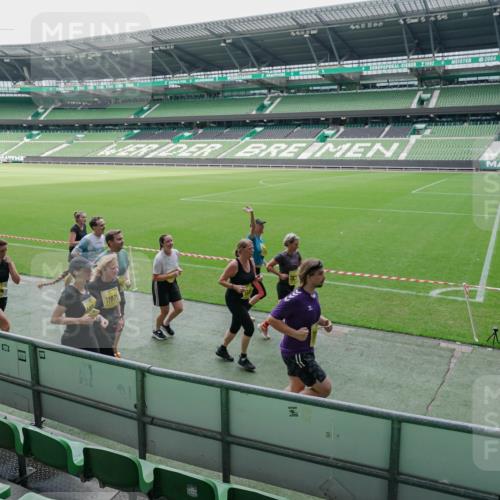 13.09.2026 - 21. swb-Marathon Bremen Michael Burmester http://msf.ph/oto/10489189 13.09.2026 10:42:08 Laufen im Stadion 10148, 10155, 10163, 10247, 10303, 10313, 10330, 10354, 10361, 10362, 10395, 10396, 10399, 10414, 10419, 10422, 10461, 10462, 10483, 10490, 10491, 10519, 10527, 10545, 10546, 10547, 10557, 10586, 10611, 10644, 10665, 10694, 10705, 10706, 10719, 10722, 10752, 10766, 10768, 10773, 10776, 10784, 10804, 10805, 10854, 10859, 10880, 10889, 10909, 10963, 10977, 11026, 11027, 11041, 11043, 11078, 11084, 11085, 11090, 11097, 11098, 11140, 11173, 11192, 11239 meine-sportfotos.de