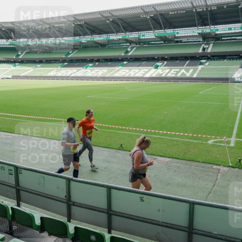 13.09.2026 - 21. swb-Marathon Bremen Michael Burmester http://msf.ph/oto/10489256 13.09.2026 10:43:26 Laufen im Stadion 10002, 10004, 10005, 10148, 10271, 10303, 10325, 10330, 10335, 10361, 10362, 10395, 10396, 10402, 10459, 10474, 10490, 10491, 10513, 10519, 10557, 10572, 10605, 10606, 10629, 10665, 10752, 10756, 10773, 10779, 10784, 10805, 10854, 10880, 10882, 10899, 10900, 10997, 11026, 11027, 11041, 11078, 11084, 11085, 11090, 11097, 11098, 11140, 11173, 11192, 11217, 11264, 11274, 11307, 11333, 11337, 11355, 11408, 11448, 11456, 11461, 11482, 11535 meine-sportfotos.de
