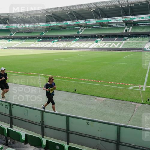 13.09.2026 - 21. swb-Marathon Bremen Michael Burmester http://msf.ph/oto/10489286 13.09.2026 10:44:10 Laufen im Stadion 10002, 10004, 10005, 10176, 10191, 10192, 10271, 10295, 10325, 10335, 10361, 10362, 10402, 10459, 10474, 10491, 10513, 10557, 10572, 10605, 10606, 10629, 10679, 10713, 10756, 10773, 10779, 10784, 10805, 10880, 10882, 10899, 10900, 10997, 10999, 11081, 11173, 11217, 11233, 11264, 11274, 11307, 11333, 11337, 11355, 11385, 11408, 11448, 11456, 11461, 11482, 11495, 11535, 11629, 11932, 11943, 12151, 12226, 12311, 12321, 10163 meine-sportfotos.de