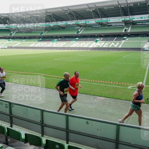 13.09.2026 - 21. swb-Marathon Bremen Michael Burmester http://msf.ph/oto/10489325 13.09.2026 10:45:21 Laufen im Stadion 10137, 10176, 10191, 10192, 10194, 10202, 10242, 10295, 10344, 10430, 10472, 10524, 10568, 10600, 10629, 10651, 10679, 10713, 10756, 10779, 10882, 10979, 10997, 10999, 11081, 11181, 11200, 11233, 11244, 11307, 11309, 11355, 11367, 11385, 11408, 11495, 11574, 11629, 11709, 11808, 11821, 11932, 11943, 12057, 12089, 12151, 12153, 12177, 12178, 12224, 12226, 12285, 12311, 12321, 12374, 12539, 10148, 10163, 10303, 10330 meine-sportfotos.de
