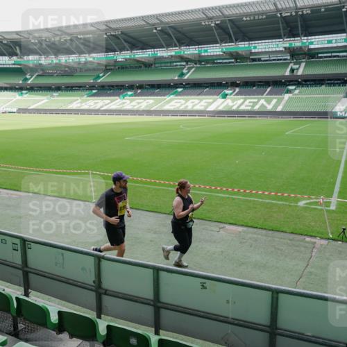 13.09.2026 - 21. swb-Marathon Bremen Michael Burmester http://msf.ph/oto/10489329 13.09.2026 10:45:26 Laufen im Stadion 10137, 10176, 10191, 10192, 10194, 10202, 10242, 10295, 10344, 10430, 10472, 10524, 10568, 10600, 10629, 10651, 10679, 10713, 10779, 10979, 10999, 11050, 11081, 11181, 11200, 11233, 11244, 11307, 11309, 11355, 11367, 11385, 11408, 11495, 11574, 11629, 11709, 11760, 11808, 11821, 11932, 11943, 12057, 12089, 12151, 12153, 12177, 12178, 12224, 12226, 12285, 12311, 12321, 12374, 12462, 12539, 10148, 10163, 10303, 10330 meine-sportfotos.de