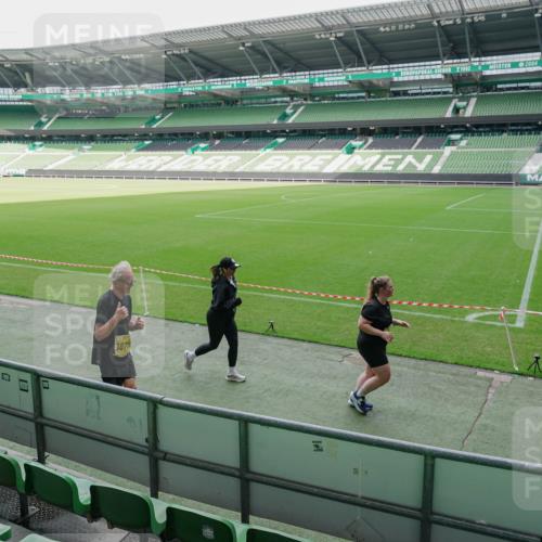 13.09.2026 - 21. swb-Marathon Bremen Michael Burmester http://msf.ph/oto/10489339 13.09.2026 10:45:45 Laufen im Stadion 10137, 10176, 10191, 10192, 10194, 10202, 10242, 10344, 10430, 10472, 10524, 10568, 10600, 10651, 10679, 10713, 10979, 11050, 11081, 11181, 11200, 11244, 11296, 11309, 11367, 11385, 11495, 11529, 11530, 11546, 11574, 11629, 11675, 11709, 11760, 11808, 11821, 11932, 11943, 12057, 12089, 12151, 12153, 12177, 12178, 12211, 12224, 12226, 12285, 12311, 12316, 12317, 12321, 12374, 12422, 12462, 12539, 10002, 10148, 10163, 10303, 10330, 10361 meine-sportfotos.de