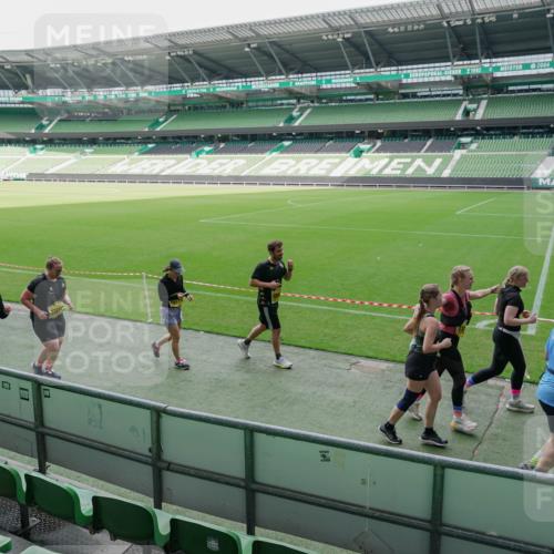 13.09.2026 - 21. swb-Marathon Bremen Michael Burmester http://msf.ph/oto/10489344 13.09.2026 10:45:52 Laufen im Stadion 10137, 10161, 10191, 10192, 10194, 10202, 10242, 10344, 10430, 10472, 10524, 10535, 10568, 10600, 10651, 10679, 10713, 10895, 10979, 11050, 11081, 11181, 11200, 11244, 11296, 11309, 11367, 11457, 11495, 11529, 11530, 11546, 11574, 11629, 11675, 11709, 11760, 11808, 11821, 11932, 12057, 12089, 12151, 12153, 12177, 12178, 12211, 12224, 12226, 12285, 12311, 12316, 12317, 12321, 12374, 12422, 12462, 12539, 10002, 10148, 10163, 10303, 10330, 10361 meine-sportfotos.de