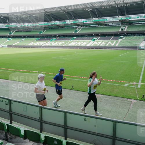 13.09.2026 - 21. swb-Marathon Bremen Michael Burmester http://msf.ph/oto/10489356 13.09.2026 10:46:21 Laufen im Stadion 10137, 10161, 10194, 10202, 10242, 10344, 10349, 10430, 10472, 10524, 10535, 10568, 10600, 10651, 10895, 10933, 10970, 10979, 11050, 11181, 11200, 11244, 11296, 11309, 11367, 11457, 11529, 11530, 11546, 11573, 11574, 11579, 11639, 11675, 11709, 11760, 11808, 11821, 12057, 12089, 12153, 12177, 12178, 12211, 12224, 12285, 12316, 12317, 12374, 12422, 12462, 12539, 10002, 10004, 10005, 10148, 10271, 10303, 10325, 10330, 10335, 10361, 10459, 10513, 10605, 10606 meine-sportfotos.de