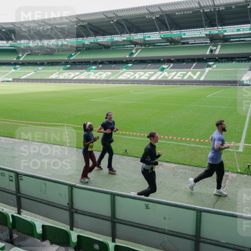 13.09.2026 - 21. swb-Marathon Bremen Michael Burmester http://msf.ph/oto/10489361 13.09.2026 10:46:31 Laufen im Stadion 10137, 10161, 10194, 10202, 10242, 10344, 10349, 10430, 10472, 10524, 10535, 10568, 10600, 10651, 10895, 10933, 10970, 10979, 11050, 11181, 11200, 11244, 11296, 11309, 11367, 11457, 11529, 11530, 11546, 11573, 11574, 11579, 11639, 11675, 11709, 11760, 11821, 12057, 12089, 12153, 12177, 12178, 12211, 12224, 12285, 12316, 12317, 12374, 12422, 12462, 12539, 10002, 10004, 10005, 10148, 10271, 10303, 10325, 10330, 10335, 10361, 10459, 10513, 10605, 10606, 10882 meine-sportfotos.de