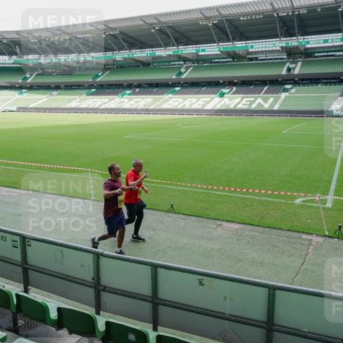 13.09.2026 - 21. swb-Marathon Bremen Michael Burmester http://msf.ph/oto/10489382 13.09.2026 10:47:05 Laufen im Stadion 10161, 10349, 10472, 10535, 10895, 10933, 10970, 11050, 11104, 11181, 11244, 11262, 11296, 11309, 11367, 11457, 11529, 11530, 11546, 11573, 11574, 11579, 11639, 11663, 11675, 11709, 11760, 11821, 12157, 12211, 12285, 12316, 12317, 12340, 12374, 12422, 12462, 10002, 10004, 10005, 10176, 10271, 10295, 10303, 10325, 10330, 10335, 10361, 10459, 10513, 10605, 10606, 10629, 10756, 10779, 10882, 10997, 10999, 11233 meine-sportfotos.de