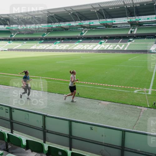 13.09.2026 - 21. swb-Marathon Bremen Michael Burmester http://msf.ph/oto/10489397 13.09.2026 10:47:29 Laufen im Stadion 10161, 10264, 10292, 10349, 10440, 10535, 10732, 10789, 10895, 10925, 10933, 10970, 11050, 11104, 11262, 11296, 11423, 11443, 11457, 11529, 11530, 11546, 11573, 11574, 11579, 11639, 11663, 11675, 11698, 11760, 12083, 12157, 12211, 12285, 12316, 12317, 12340, 12422, 12444, 12462, 12472, 12561, 10002, 10004, 10005, 10176, 10191, 10192, 10271, 10295, 10325, 10335, 10459, 10513, 10605, 10606, 10629, 10679, 10713, 10756, 10779, 10882, 10997, 10999, 11081, 11233 meine-sportfotos.de