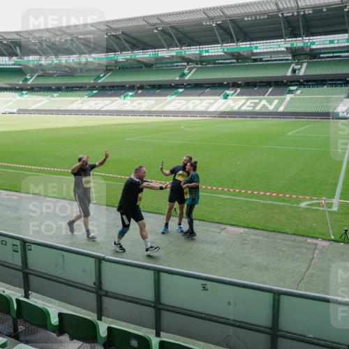 13.09.2026 - 21. swb-Marathon Bremen Michael Burmester http://msf.ph/oto/10489403 13.09.2026 10:47:45 Laufen im Stadion 10161, 10264, 10292, 10349, 10407, 10440, 10535, 10732, 10789, 10895, 10925, 10933, 10970, 11104, 11262, 11296, 11423, 11443, 11457, 11529, 11530, 11546, 11573, 11579, 11639, 11663, 11675, 11698, 12083, 12157, 12316, 12317, 12340, 12422, 12444, 12471, 12472, 12542, 12561, 10004, 10005, 10176, 10191, 10192, 10271, 10295, 10325, 10335, 10459, 10513, 10568, 10605, 10606, 10629, 10679, 10713, 10756, 10779, 10882, 10979, 10997, 10999, 11081, 11233, 11495 meine-sportfotos.de