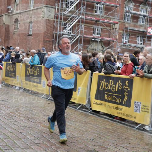 13.09.2026 - Kiel Lauf Yannick Fuchs http://msf.ph/oto/10489521 13.09.2026 11:24:40 Laufen 38, 2032 meine-sportfotos.de