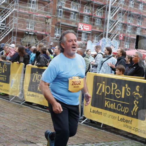 13.09.2026 - Kiel Lauf Yannick Fuchs http://msf.ph/oto/10489524 13.09.2026 11:24:41 Laufen 38, 2032, 1982 meine-sportfotos.de