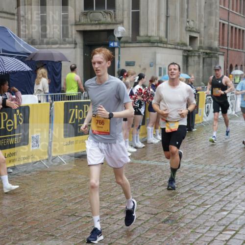 13.09.2026 - Kiel Lauf Yannick Fuchs http://msf.ph/oto/10489590 13.09.2026 11:41:44 Laufen 766 meine-sportfotos.de