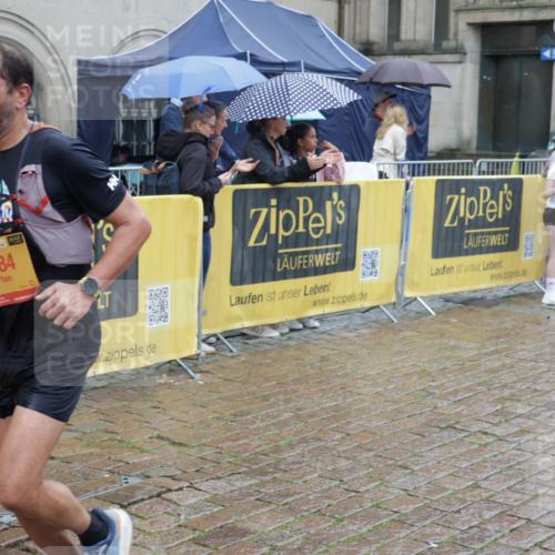 13.09.2026 - Kiel Lauf Yannick Fuchs http://msf.ph/oto/10489619 13.09.2026 11:42:03 Laufen 39, 884, 66 meine-sportfotos.de