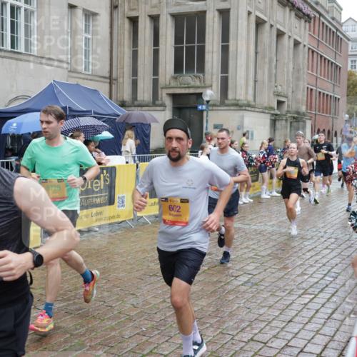 13.09.2026 - Kiel Lauf Yannick Fuchs http://msf.ph/oto/10489662 13.09.2026 11:42:39 Laufen 38, 8872, 8728, 1, 39, 602 meine-sportfotos.de