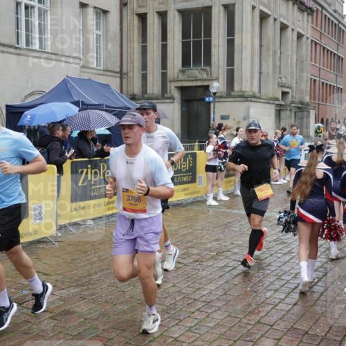 13.09.2026 - Kiel Lauf Yannick Fuchs http://msf.ph/oto/10489679 13.09.2026 11:42:48 Laufen 5985, 3765, 12461 meine-sportfotos.de