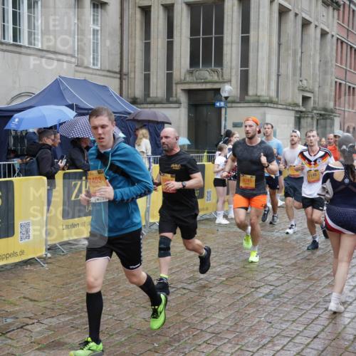 13.09.2026 - Kiel Lauf Yannick Fuchs http://msf.ph/oto/10489692 13.09.2026 11:42:52 Laufen 7453, 1005, 8291, 1145 meine-sportfotos.de