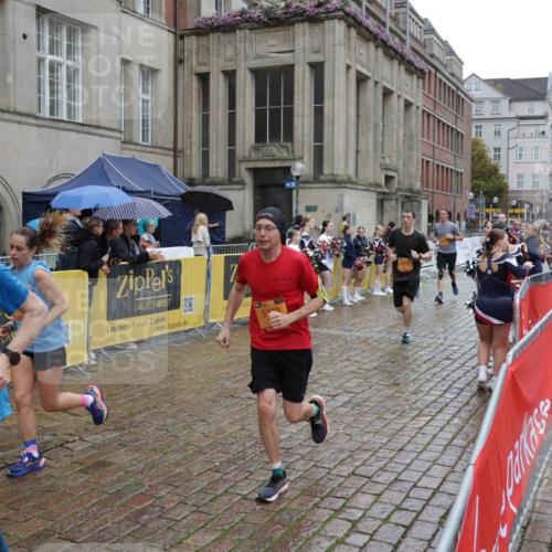 13.09.2026 - Kiel Lauf Yannick Fuchs http://msf.ph/oto/10489753 13.09.2026 11:43:19 Laufen 39, 972 meine-sportfotos.de