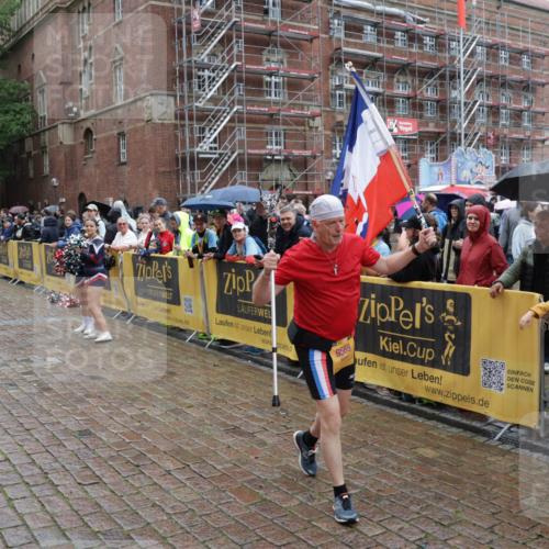 13.09.2026 - Kiel Lauf Yannick Fuchs http://msf.ph/oto/10489793 13.09.2026 11:43:41 Laufen 9569 meine-sportfotos.de