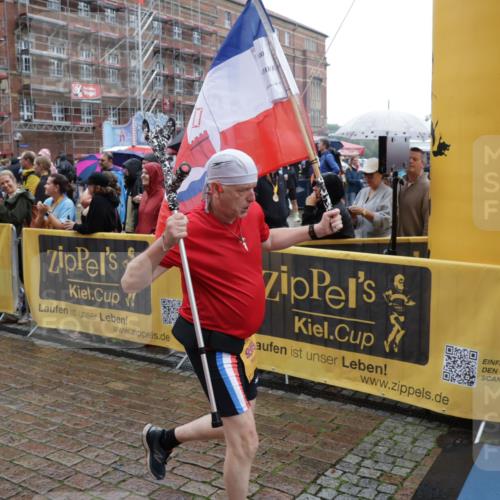 13.09.2026 - Kiel Lauf Yannick Fuchs http://msf.ph/oto/10489798 13.09.2026 11:43:42 Laufen 00 meine-sportfotos.de