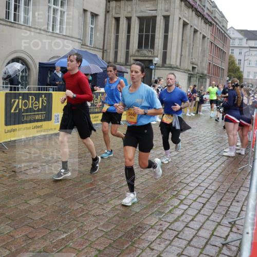 13.09.2026 - Kiel Lauf Yannick Fuchs http://msf.ph/oto/10489812 13.09.2026 11:43:54 Laufen 5448 meine-sportfotos.de