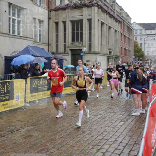 13.09.2026 - Kiel Lauf Yannick Fuchs http://msf.ph/oto/10489843 13.09.2026 11:44:09 Laufen 10675, 423 meine-sportfotos.de