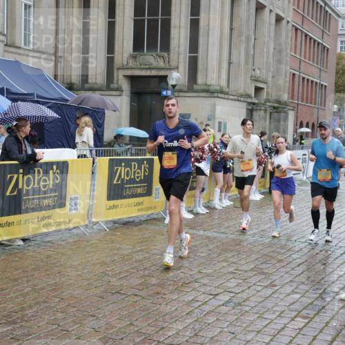 13.09.2026 - Kiel Lauf Yannick Fuchs http://msf.ph/oto/10489872 13.09.2026 11:44:21 Laufen 3265 meine-sportfotos.de