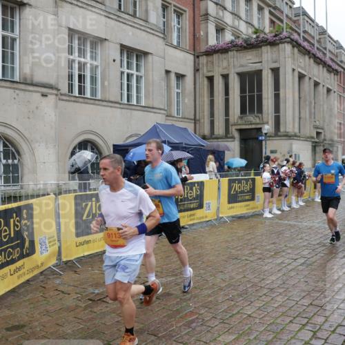 13.09.2026 - Kiel Lauf Yannick Fuchs http://msf.ph/oto/10489921 13.09.2026 11:44:38 Laufen 9113, 11436 meine-sportfotos.de